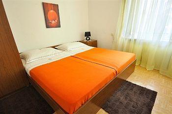 Apartment Center