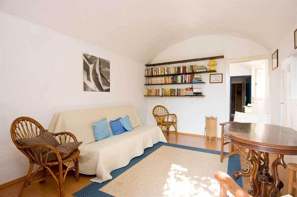 Apartment Center